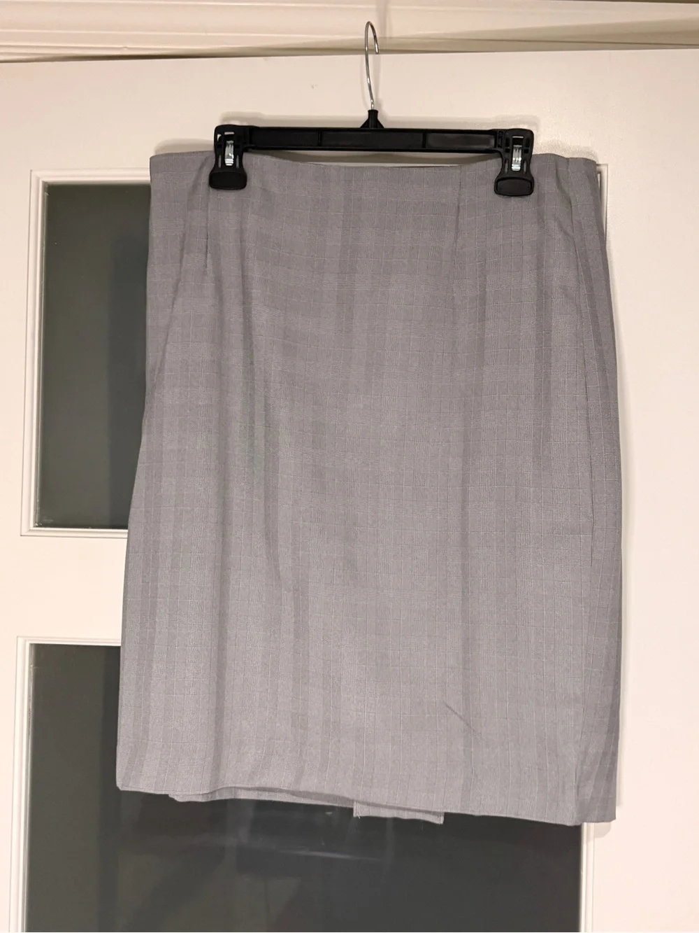 T. Milano Gray Plaid 2-Piece Skirt Suit NWT Size 12